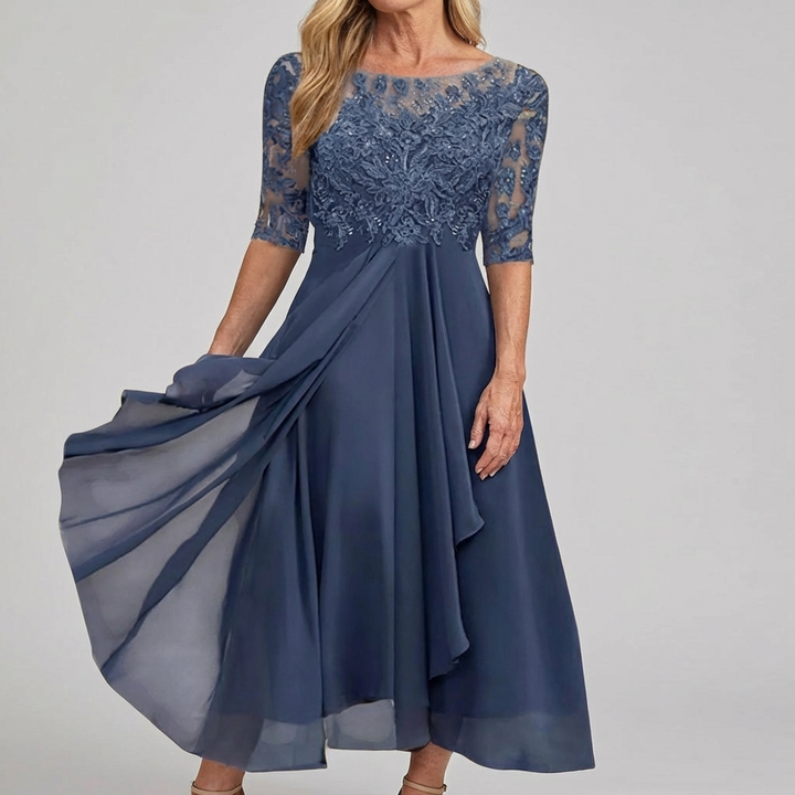 Rose™ | The Flattering Lace Midi Dress